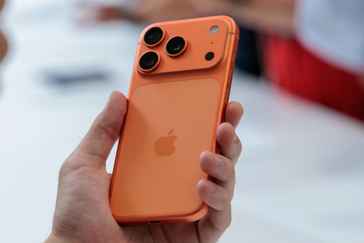iPhone 17