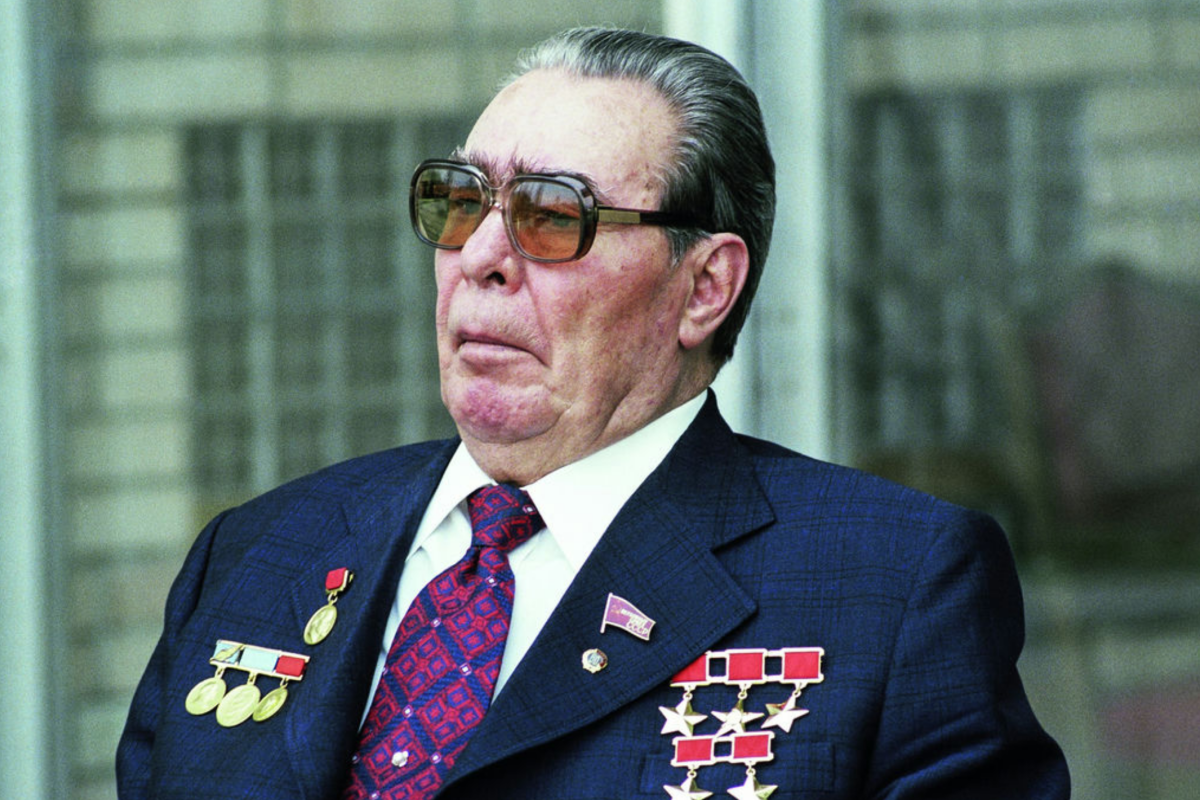 Брежнев