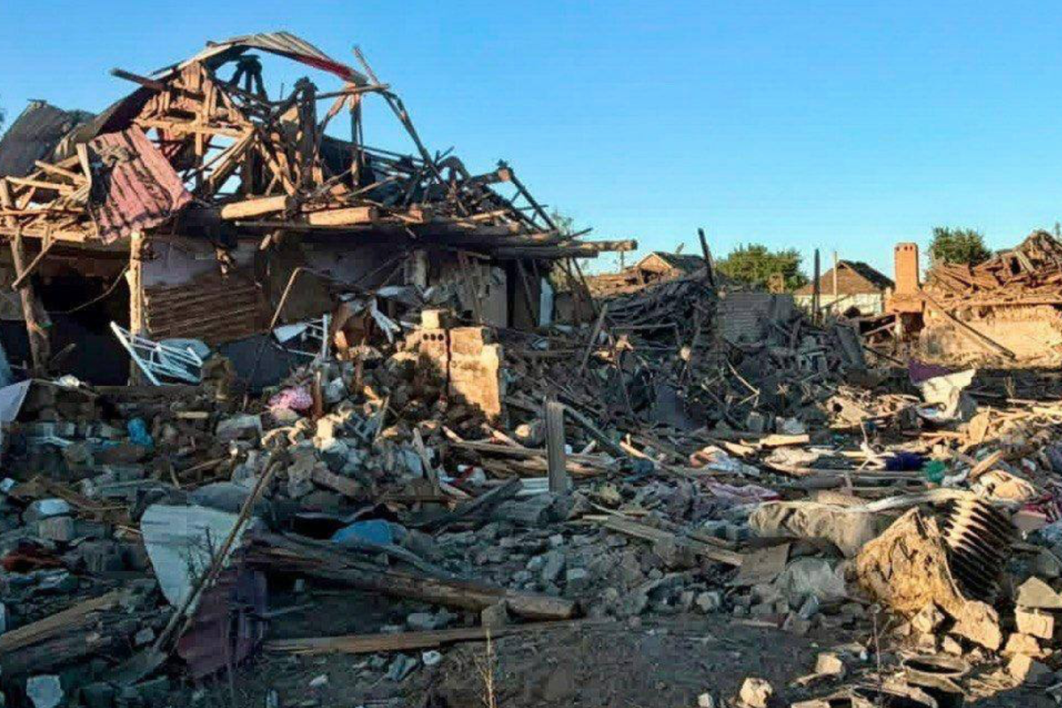 У селищі під Кривим Рогом російська ракета забрала життя щонайменше 6 людей Радушне