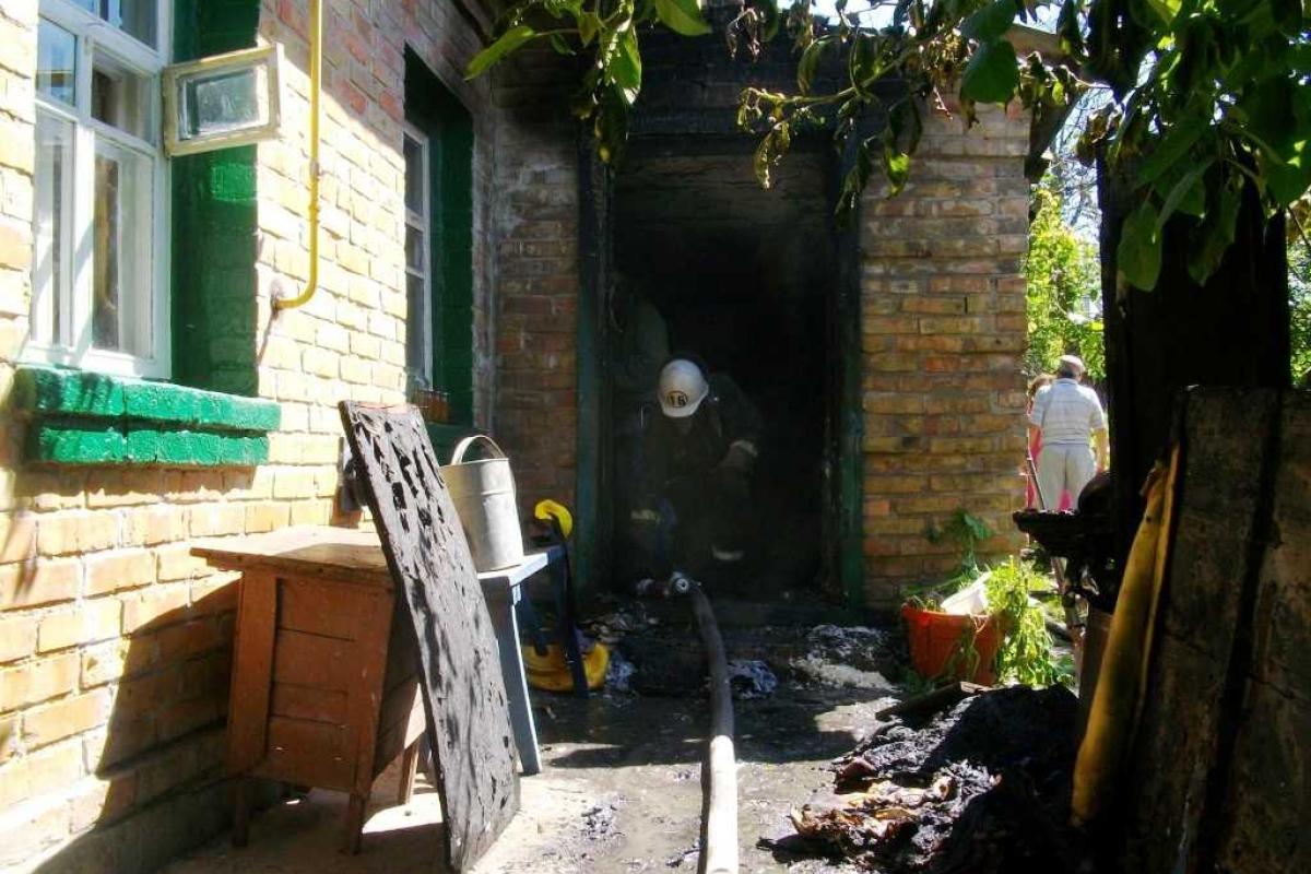 Чигирин: спасатели ликвидировали пожар жилого дома Чигирин: спасатели ликвидировали пожар жилого дома
