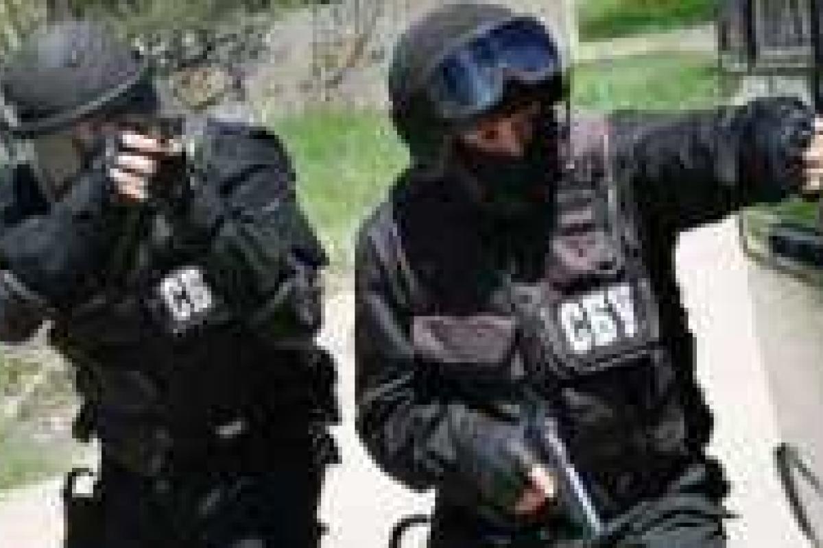В Чернигове СБУ изъяла у жителя партию агитматериалов сепаратистского содержания В Чернигове СБУ изъяла у жителя партию агитматериалов сепаратистского содержания