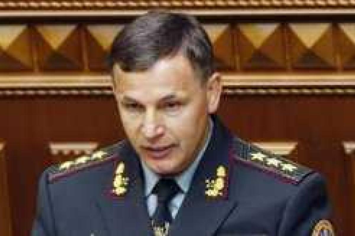 Порошенко уволил министра обороны Украины Порошенко уволил министра обороны Украины