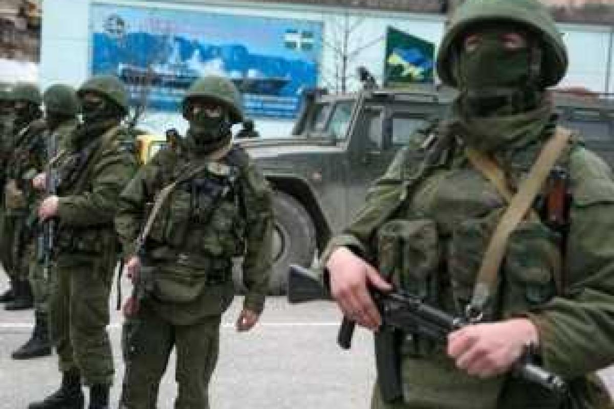В Донецке снова появились подразделения регулярной армии РФ В Донецке снова появились подразделения регулярной армии РФ