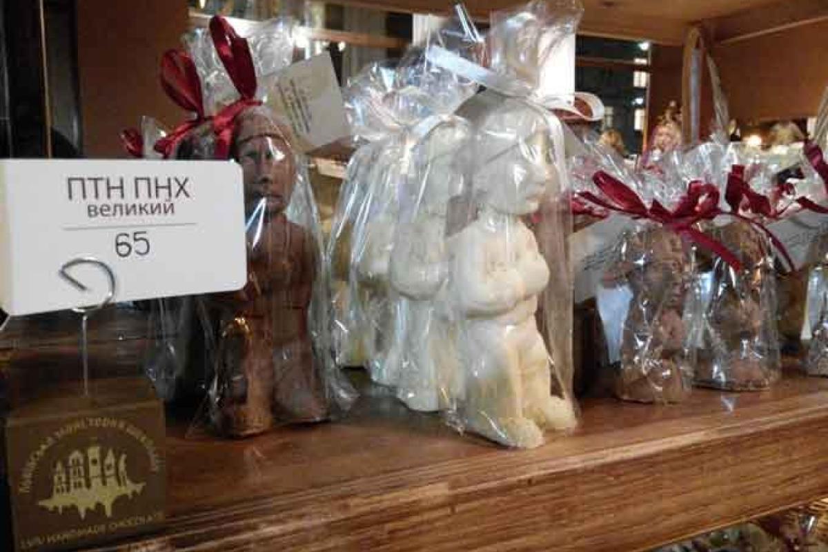 Жителей Черкасс кормят "Путлерами" Жителей Черкасс кормят "Путлерами"