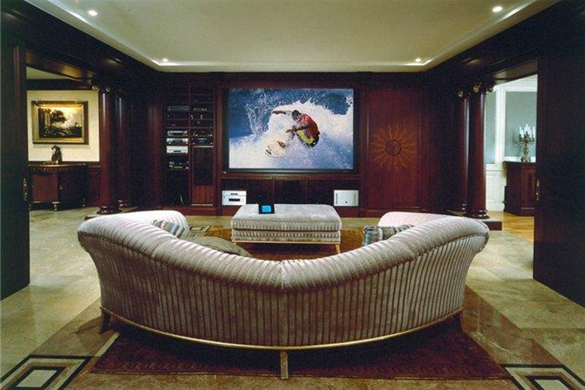 Особенности восприятия звука в домашнем кинотеатре. Акустические системы от MUSICMAG Особенности восприятия звука в домашнем кинотеатре. Акустические системы от MUSICMAG