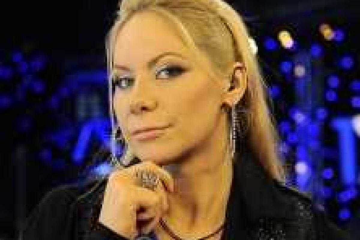 Слава Фролова рассказала шокирующую правду о смерти своего ребенка Слава Фролова рассказала шокирующую правду о смерти своего ребенка