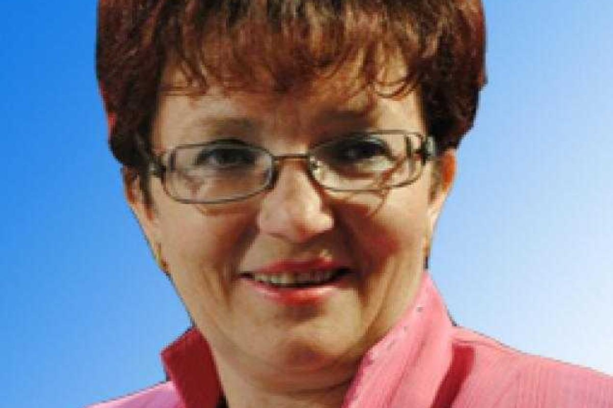 В Чернигове сепаратистка, проклинавшая "бандерлогов", стала директором школы В Чернигове сепаратистка, проклинавшая "бандерлогов", стала директором школы
