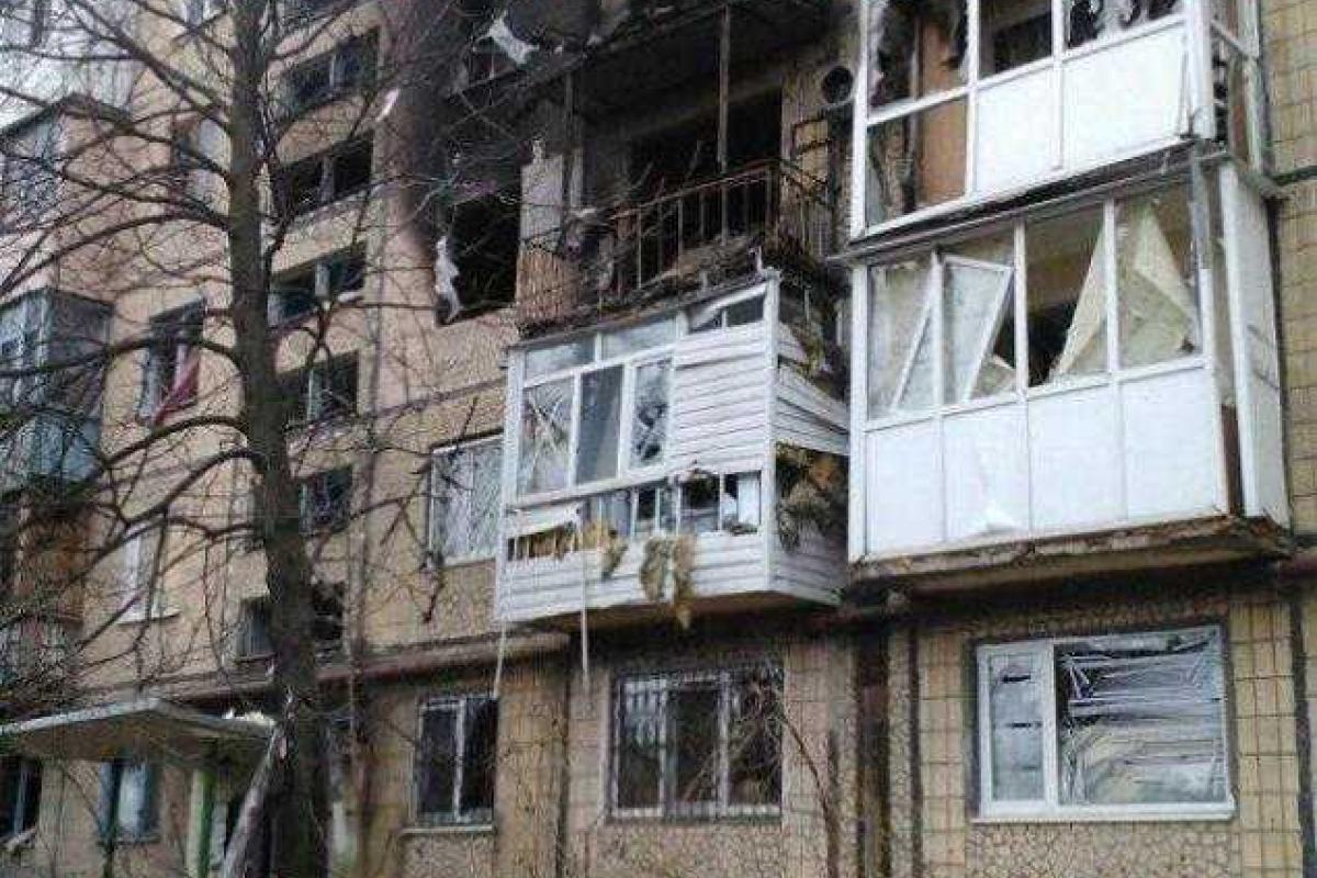 Боевики лупят по жилым кварталам Донецка Боевики лупят по жилым кварталам Донецка