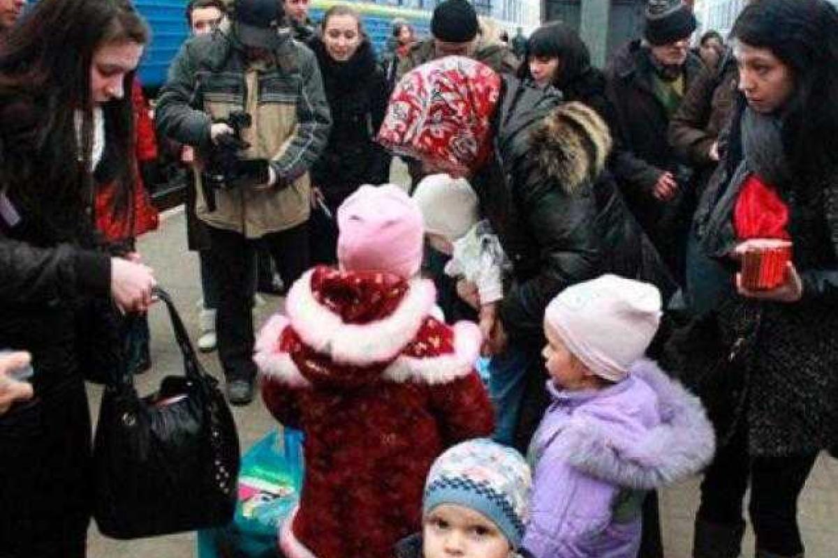 За 9 дней из-под обстрелов боевиков вывезли полторы тысячи детей