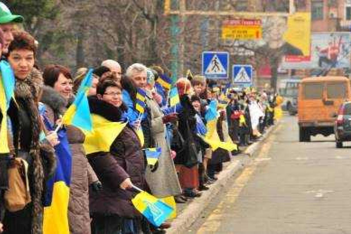 Живая цепь в защиту украинского Мариуполя! Живая цепь в защиту украинского Мариуполя!