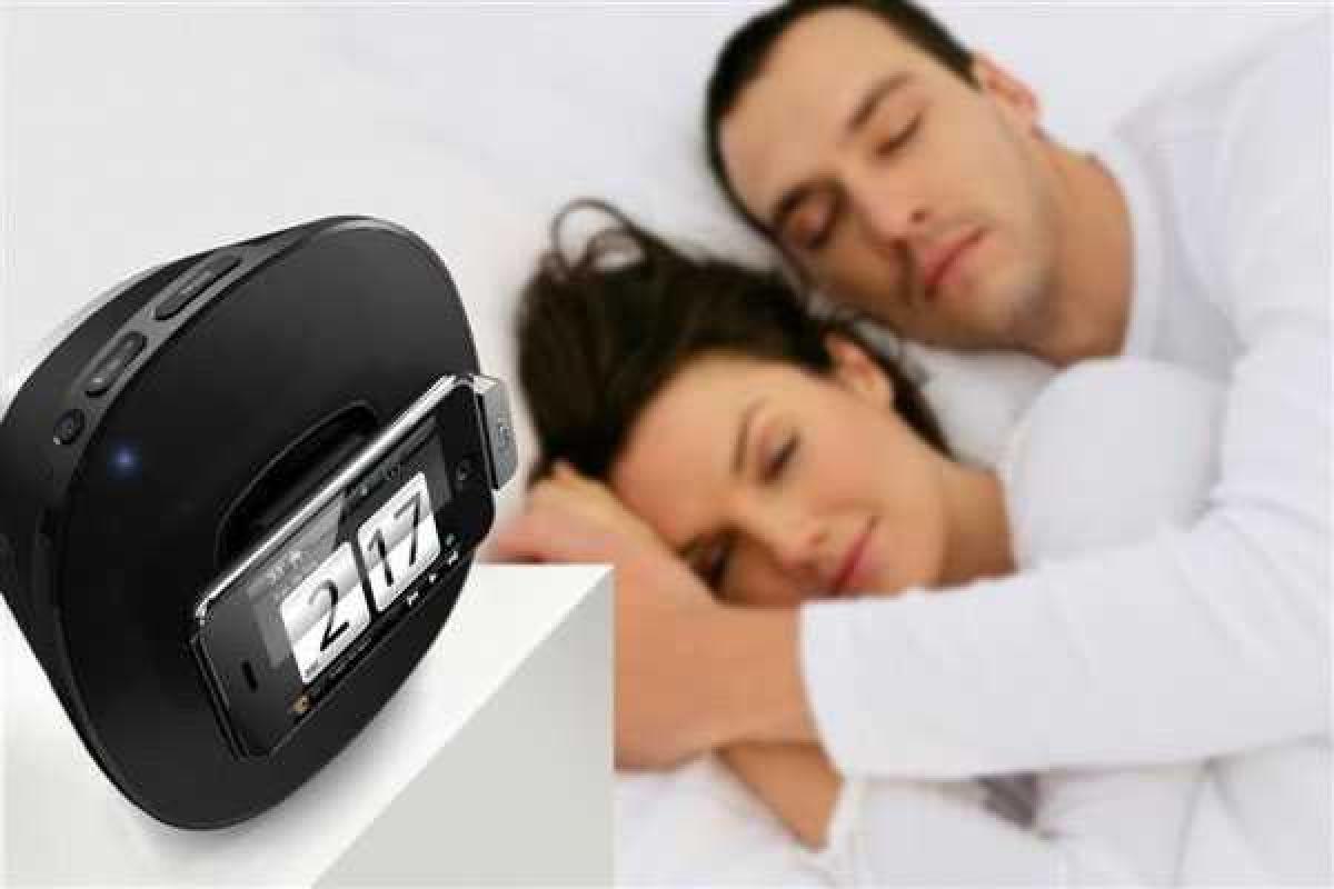 Современные настольные часы украсят интерьер дома Современные настольные часы украсят интерьер дома