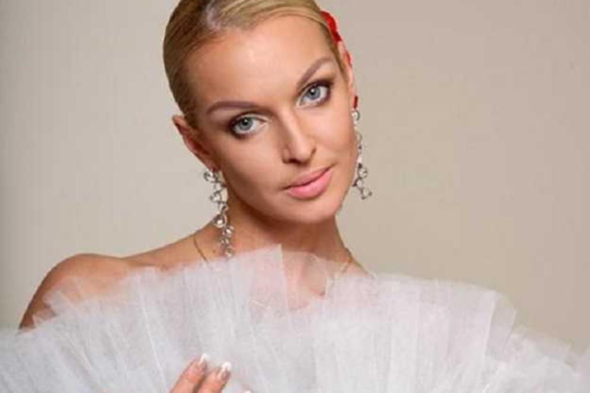 Волочкова собралась в оккупированный Донбасс развлекать террористов Волочкова собралась в оккупированный Донбасс развлекать террористов