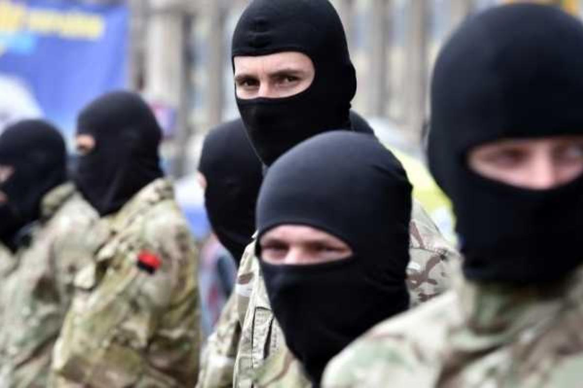 "Правый сектор" не собирается оставлять позиции под Мариуполем