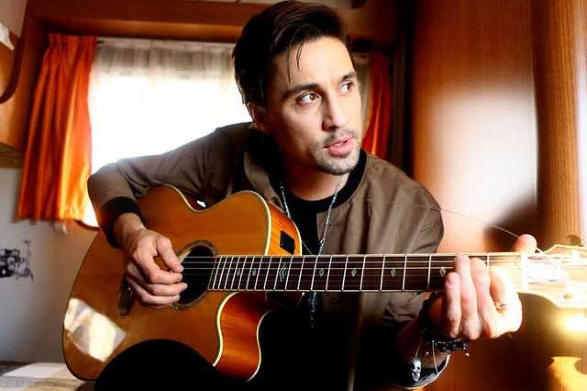 Дима Билан решил попробовать себя в новом амплуа Дима Билан решил попробовать себя в новом амплуа