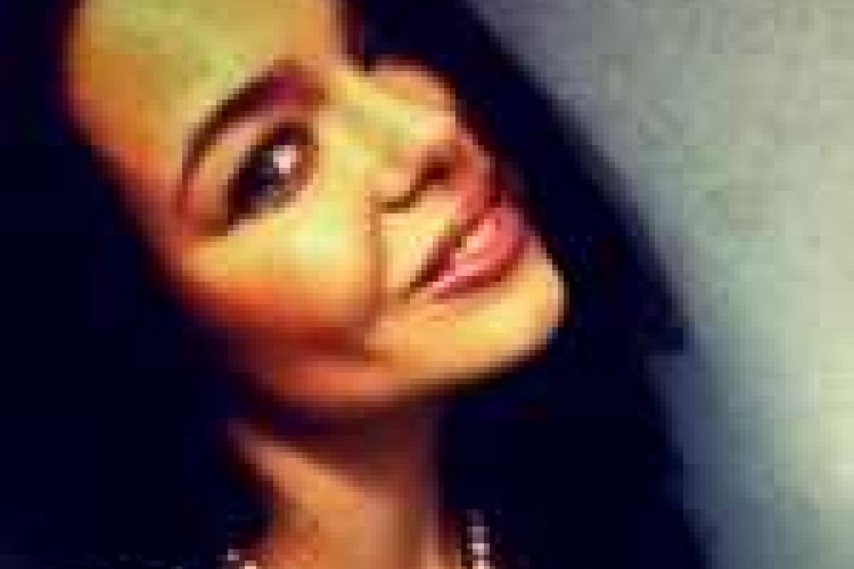 Алина Гроссу похвасталась стройной фигурой Алина Гроссу похвасталась стройной фигурой