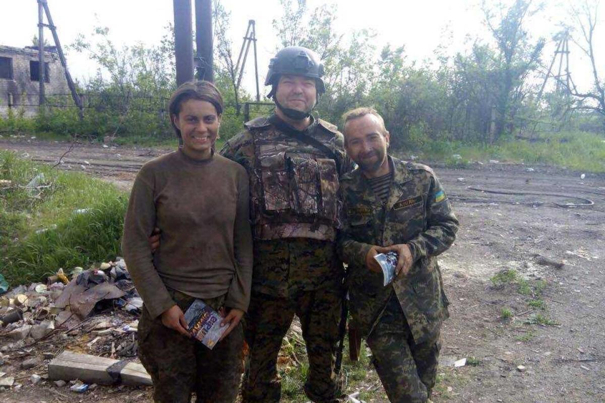 В Авдеевке 25-летняя девушка подорвалась на мине, потеряла обе ноги