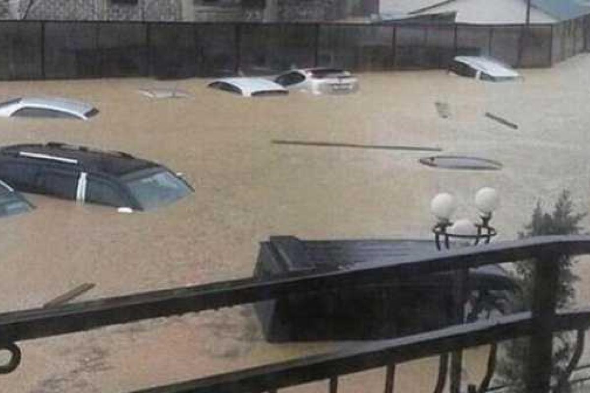 Почему Кремль игнорирует тему наводнения в Сочи - российский политолог Почему Кремль игнорирует тему наводнения в Сочи - российский политолог