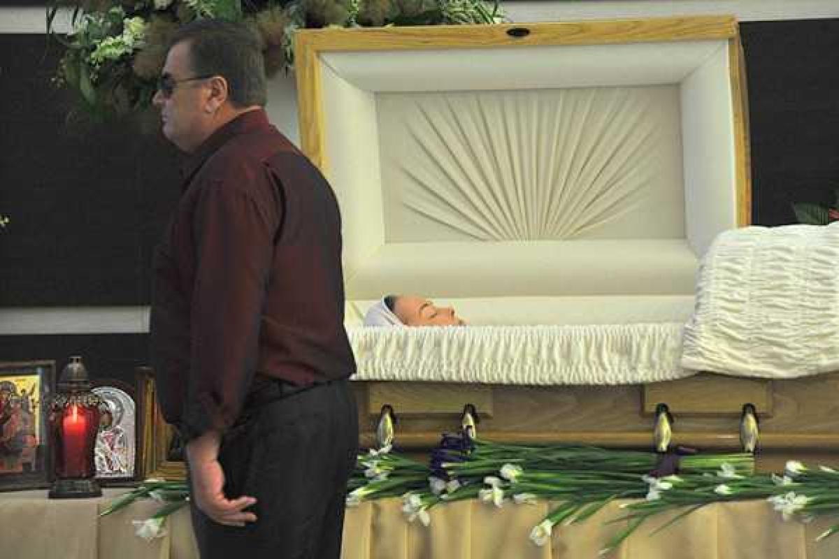 Жанну Фриске сегодня похоронят на семейном участке Жанну Фриске сегодня похоронят на семейном участке