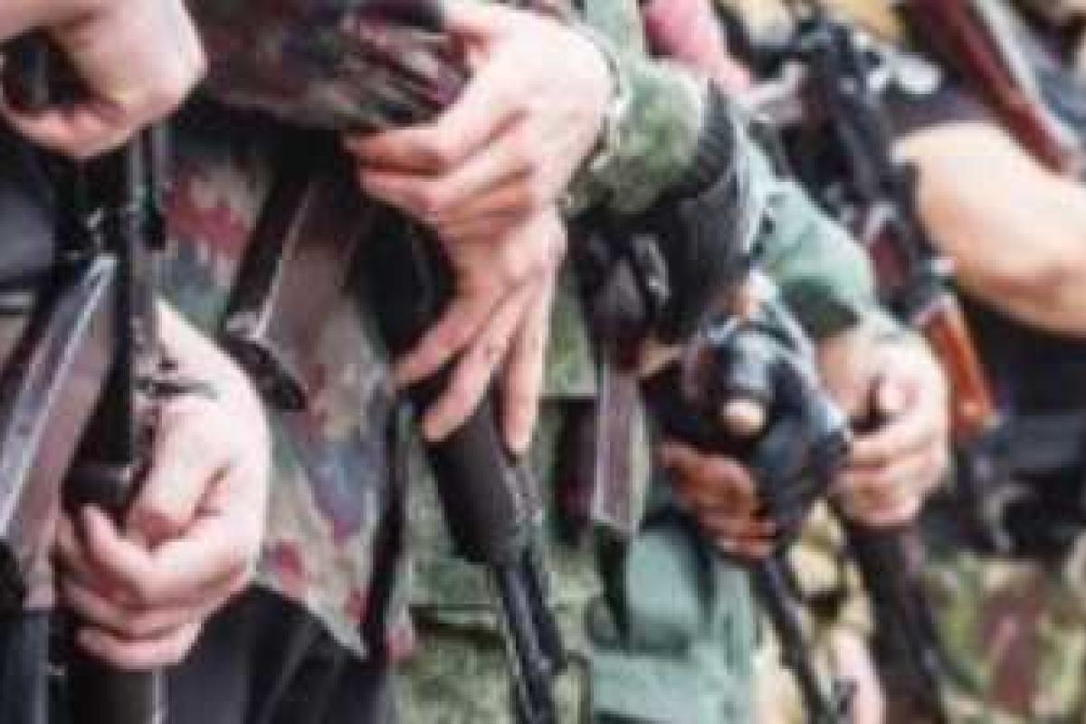 В Свердловске «силовики ЛНР» сорвали акцию протеста местных жителей В Свердловске «силовики ЛНР» сорвали акцию протеста местных жителей