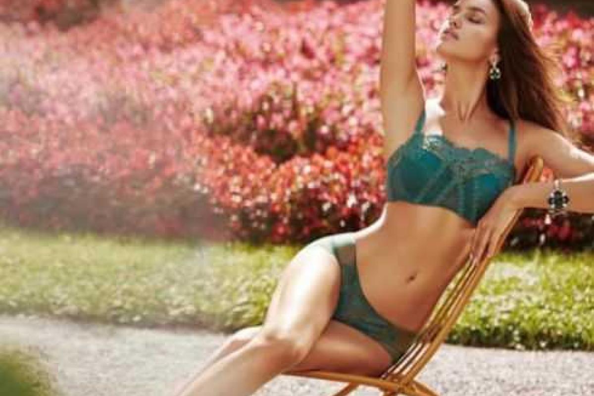 Сексапильная Ирина Шейк показало фото в нижнем белье Сексапильная Ирина Шейк показало фото в нижнем белье