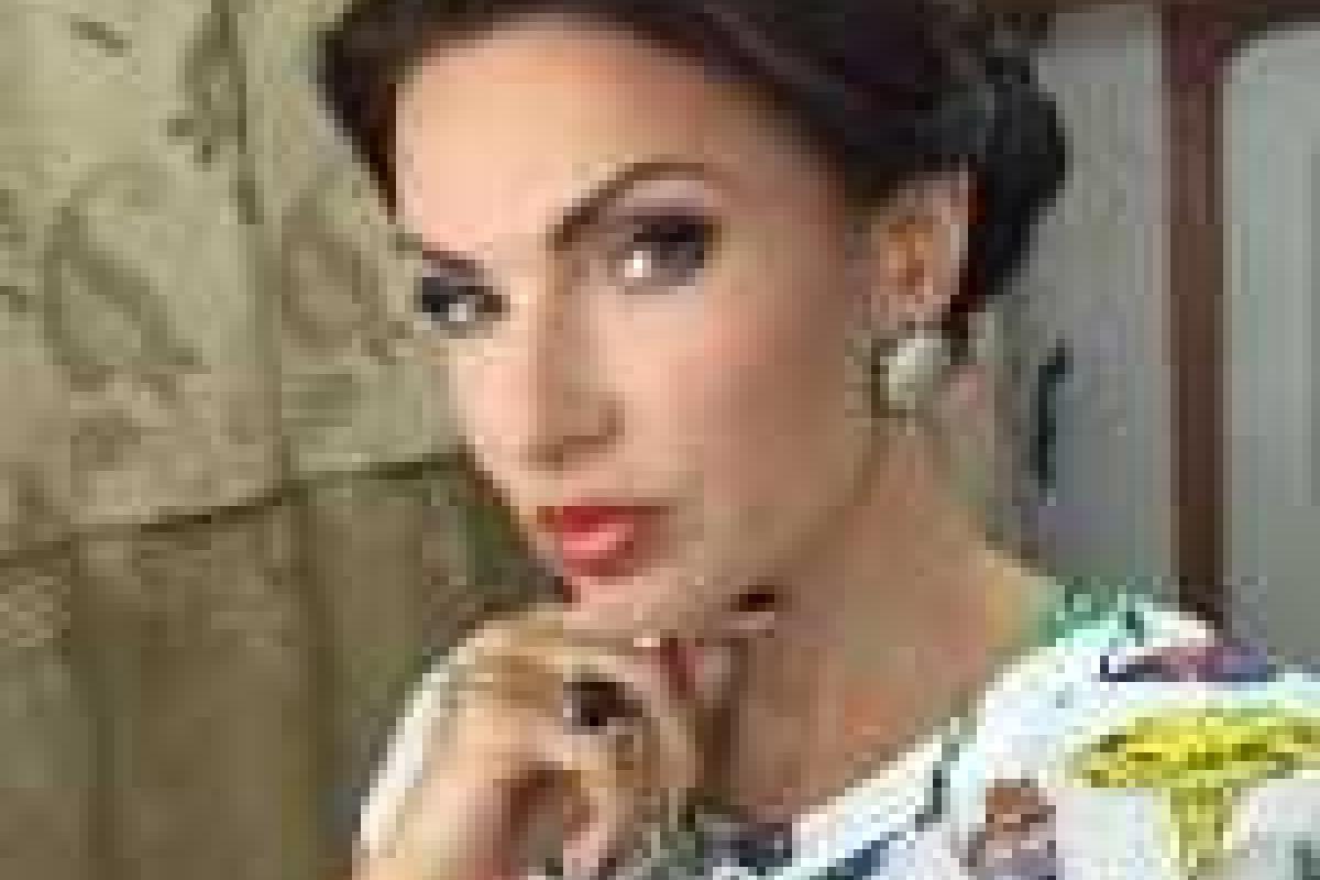 Сногсшибательная Эвелина Бледанс сразила своих подписчиков Сногсшибательная Эвелина Бледанс сразила своих подписчиков