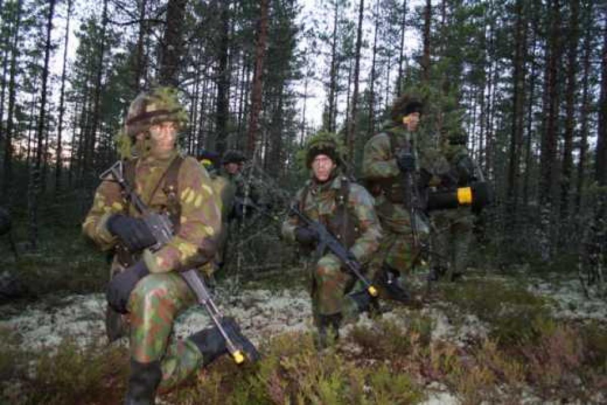 Минобороны Финляндии всерьез рассматривает угрозу появления "зеленых человечков" Минобороны Финляндии всерьез рассматривает угрозу появления "зеленых человечков"