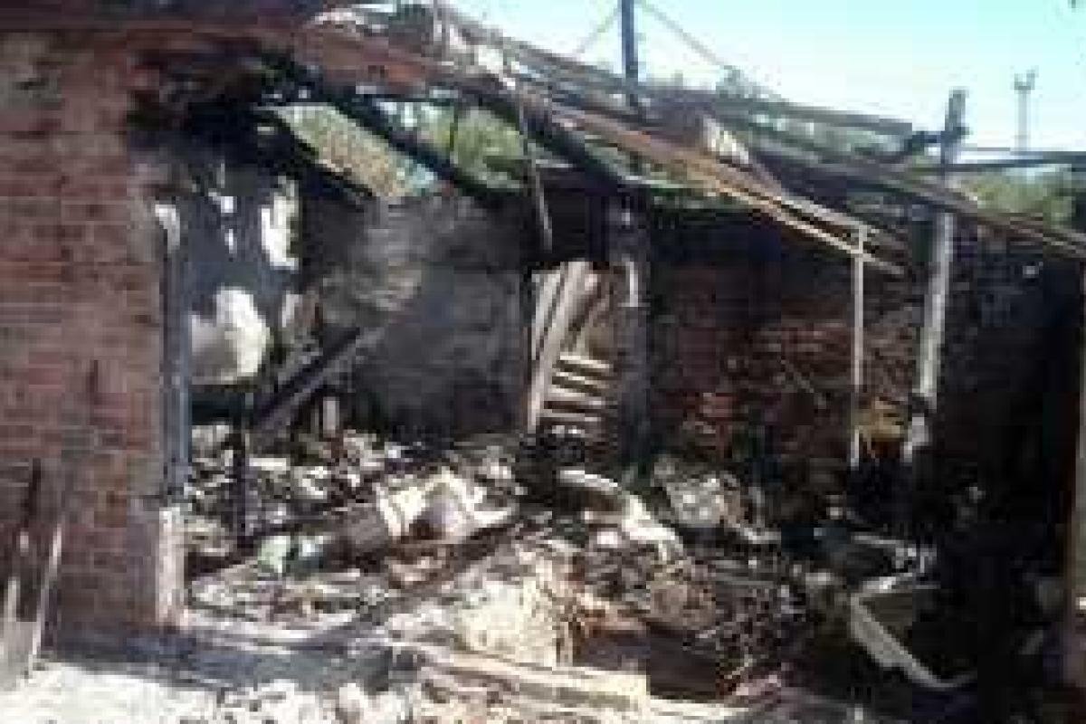 Жилые кварталы Авдеевки вечером вновь оказались под плотным огнем боевиков Жилые кварталы Авдеевки вечером вновь оказались под плотным огнем боевиков