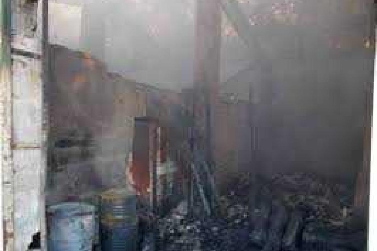 Боевики открыли огонь по жилым кварталам Дзержинска, ранен пенсионер Боевики открыли огонь по жилым кварталам Дзержинска, ранен пенсионер