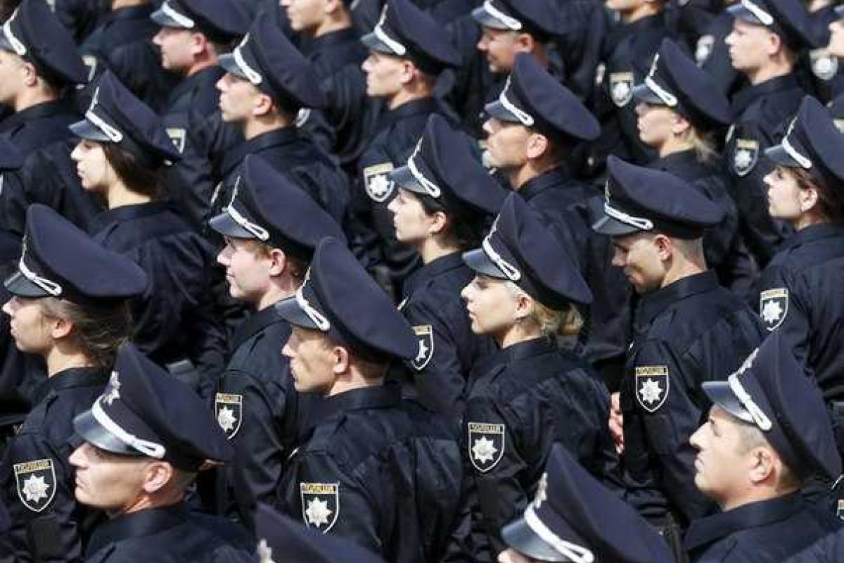 Аваков рассказал, что на Донбассе появится новая полиция Аваков рассказал, что на Донбассе появится новая полиция