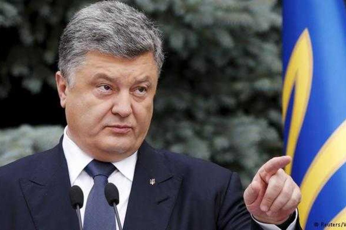 Порошенко хочет создать "дорожную карту" по автономии Крыма Порошенко хочет создать "дорожную карту" по автономии Крыма