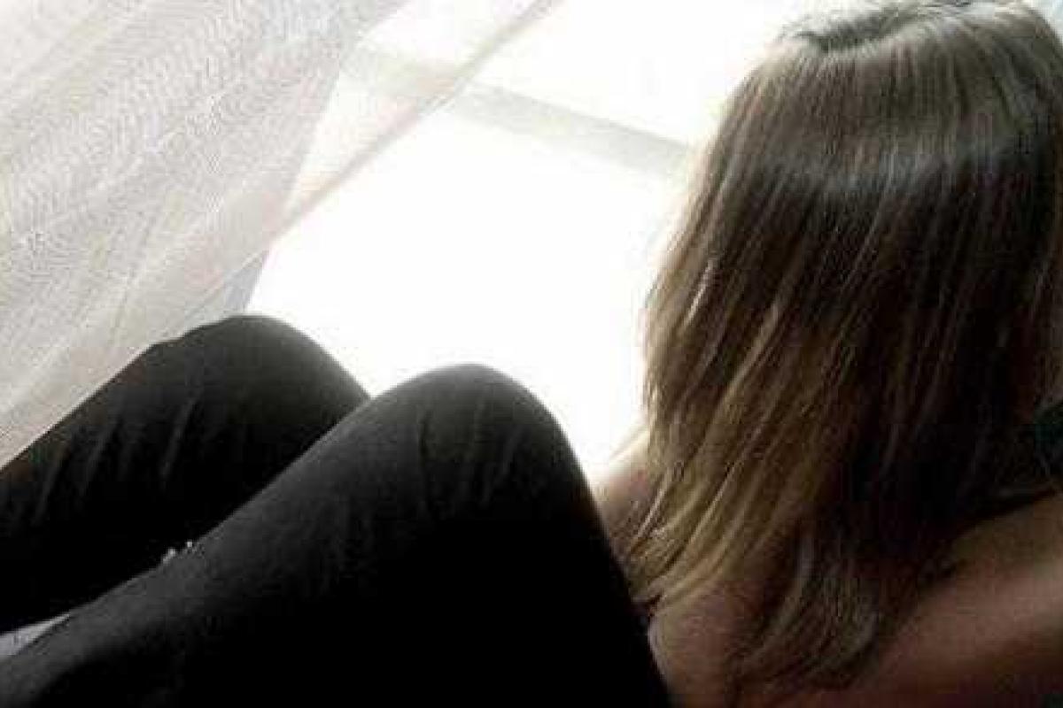 Жительница Хмельницка жестоко избила 16-летнюю дочь: девушка в больнице