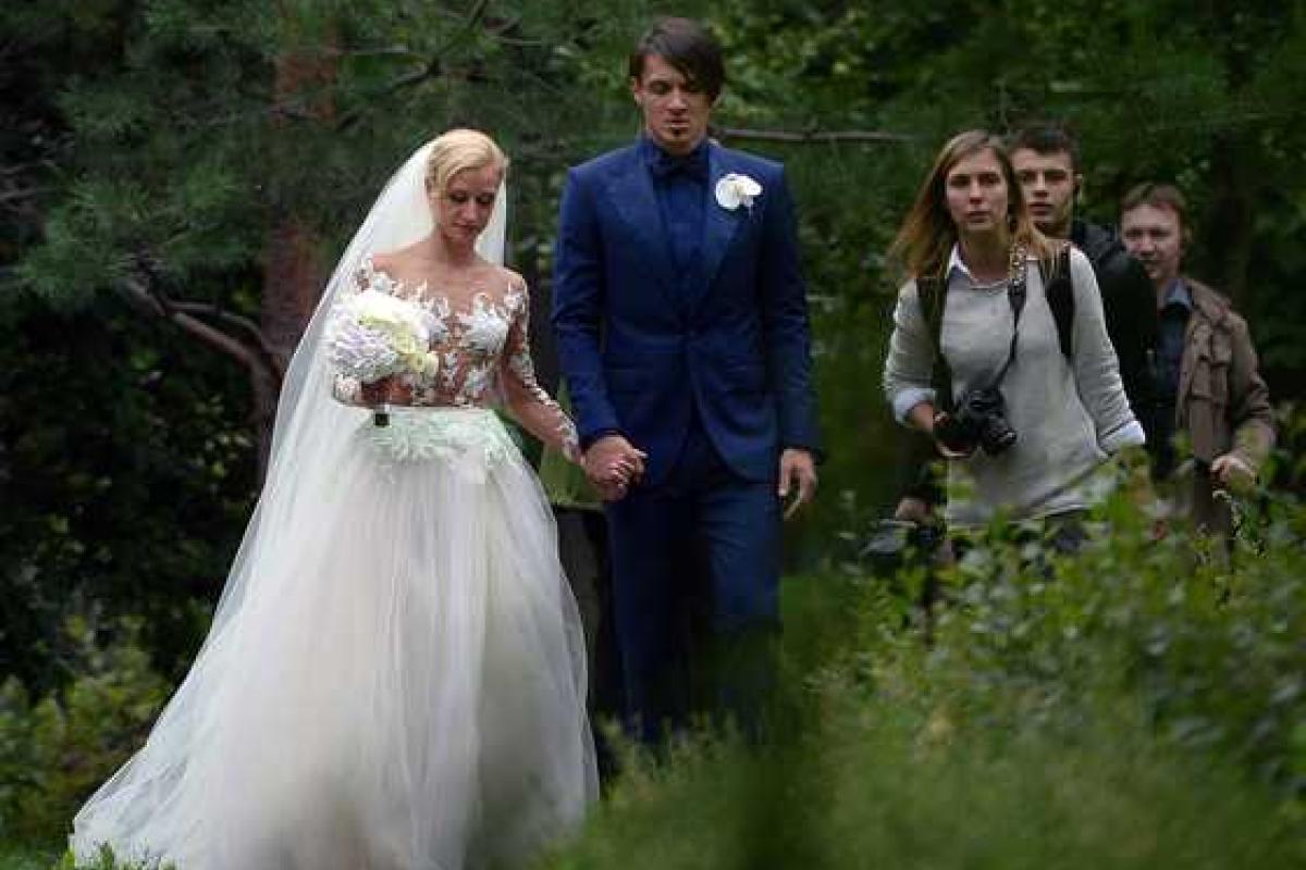 В Сети появились фото пышной свадьбы Транькова и Волосожар