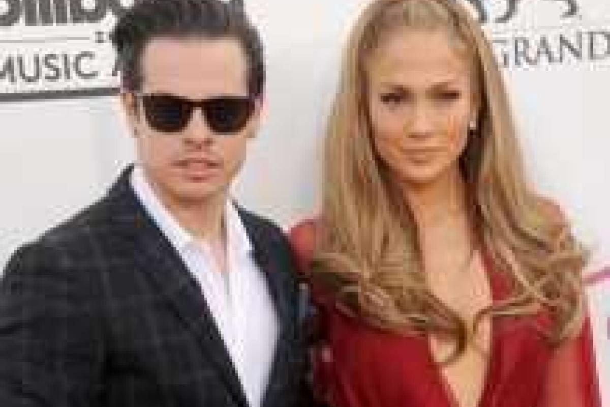 Дженнифер Лопес скоро выйдет замуж за 28-летнего бойфренда Дженнифер Лопес скоро выйдет замуж за 28-летнего бойфренда