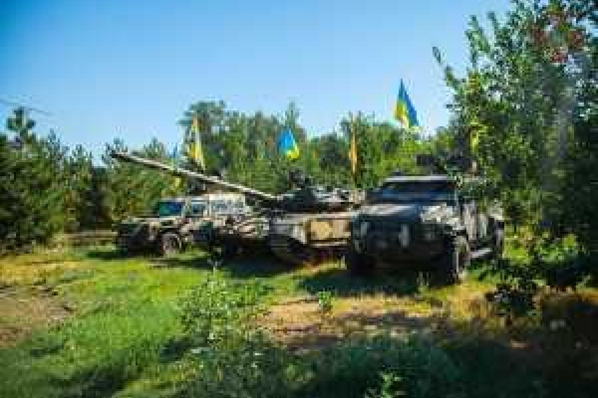 В зону АТО поступила современная военная техника В зону АТО поступила современная военная техника