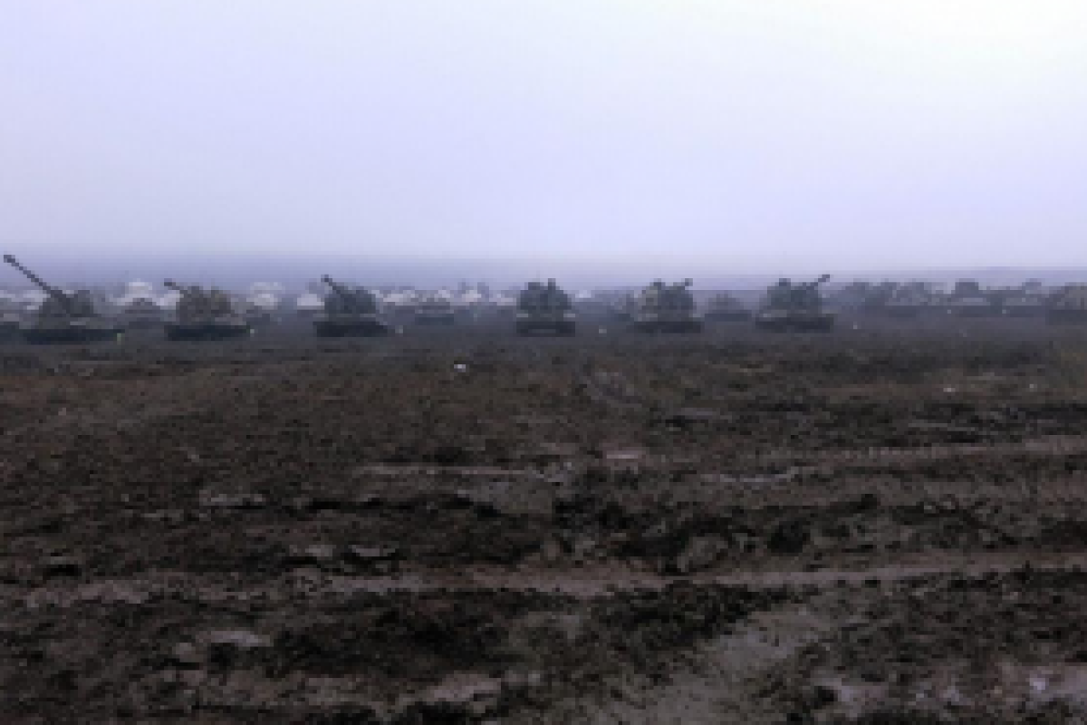 Боевики ежедневно ровняют с землей поселки вблизи Мариуполя, - штаб Боевики ежедневно ровняют с землей поселки вблизи Мариуполя, - штаб