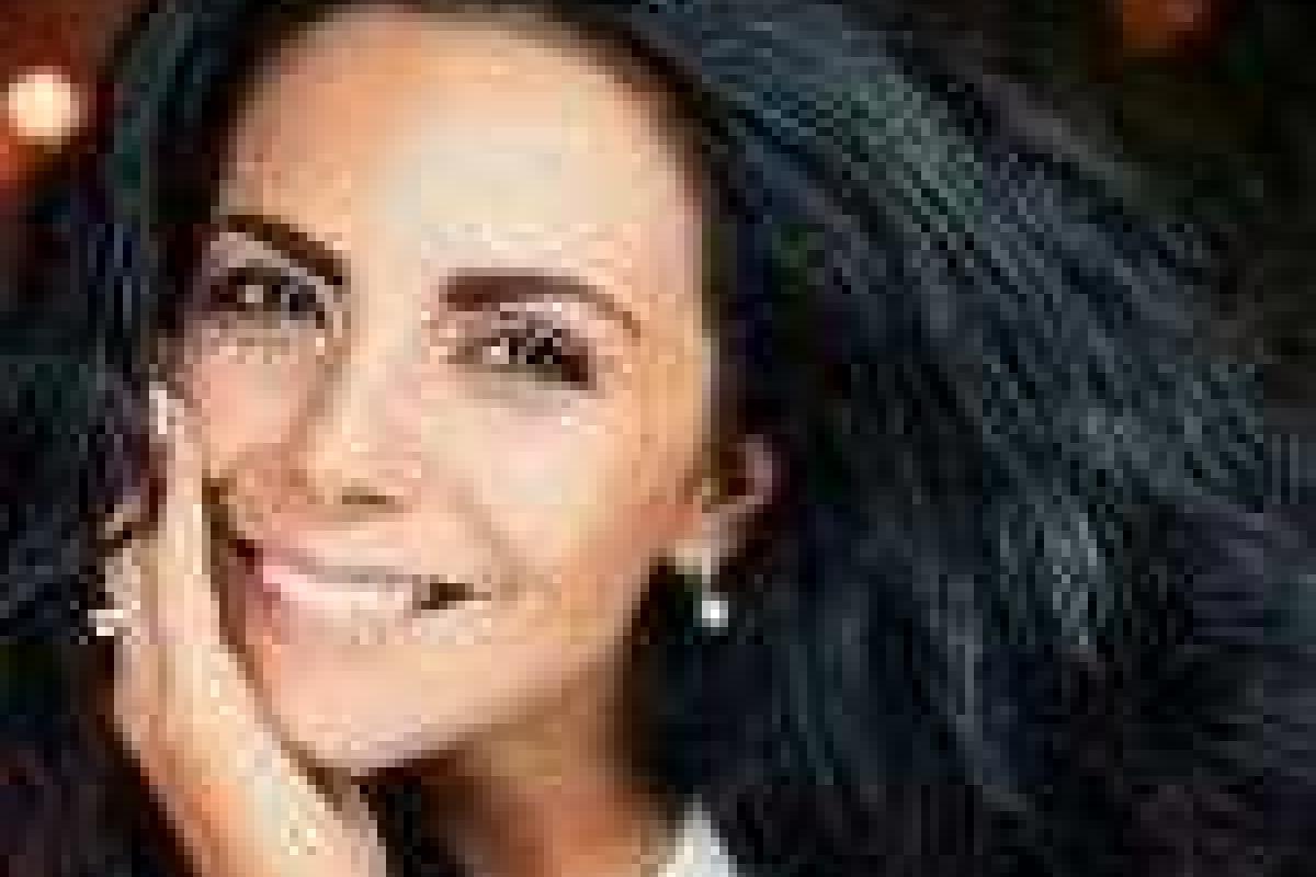 Настя Каменских произвела фурор своим нарядом Настя Каменских произвела фурор своим нарядом