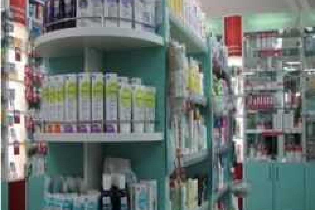 Пенсионер ограбил аптеку: унес препараты для поднятия потенции