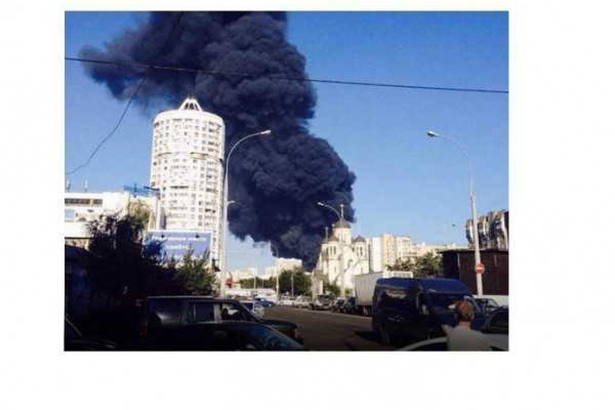 В Москве произошел взрыв и пожар В Москве произошел взрыв и пожар