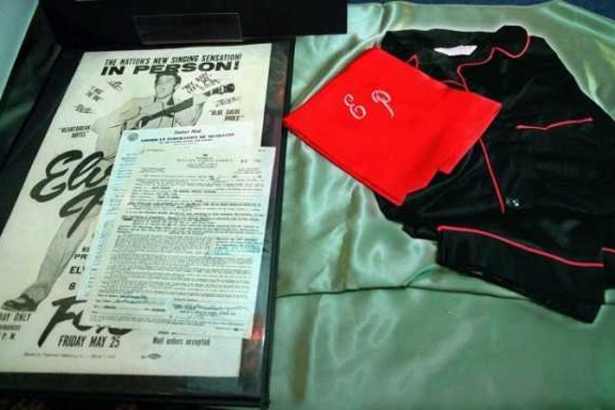 Пистолет Элвиса Пресли продали на аукционе за 96 тысяч долларов