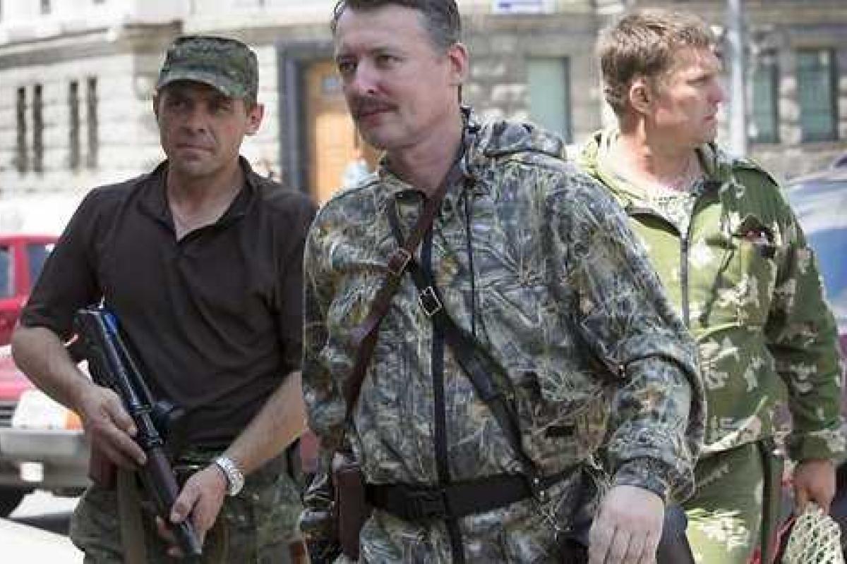 Уступив на Донбассе, Россия будет вынуждена уступить в Крыму, - Стрелков Уступив на Донбассе, Россия будет вынуждена уступить в Крыму, - Стрелков