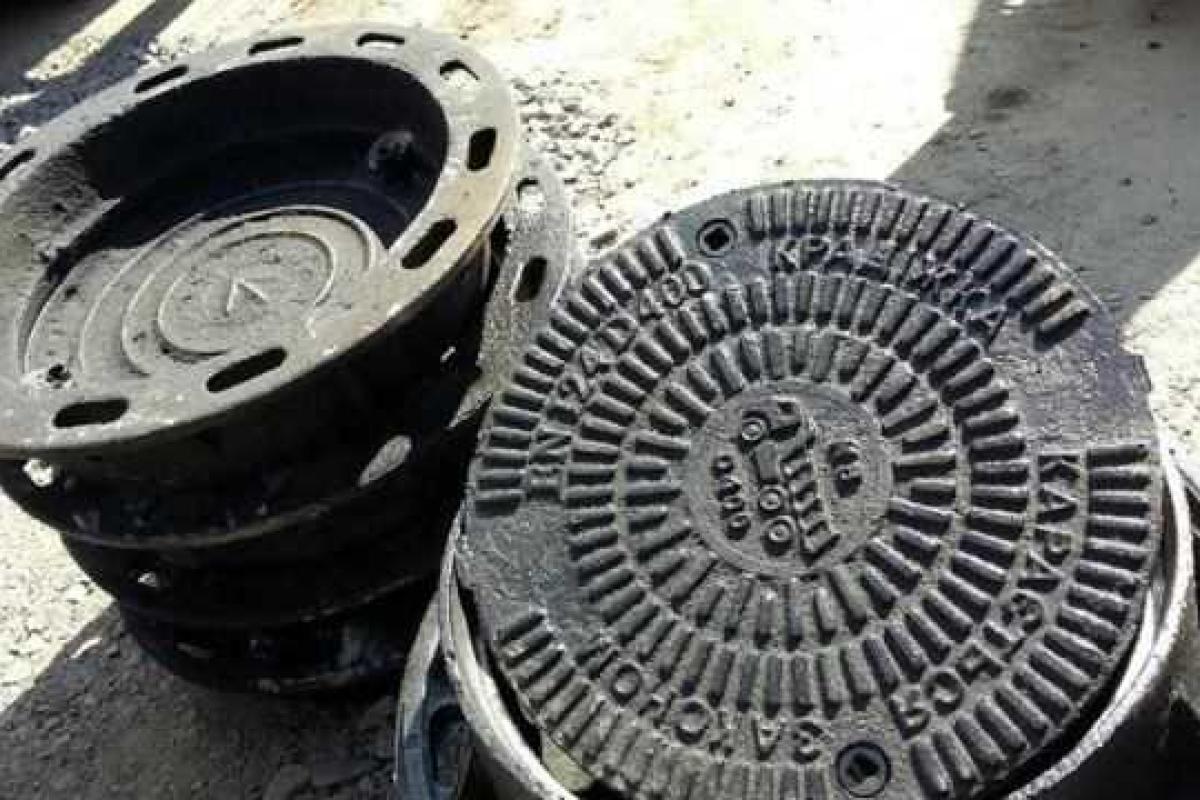 В Киеве установят современные люки и ливнеприемники В Киеве установят современные люки и ливнеприемники