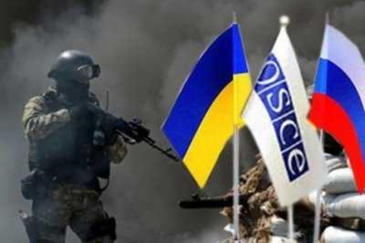 Кучма вылетел в Минск на заседание трехсторонней контактной группы