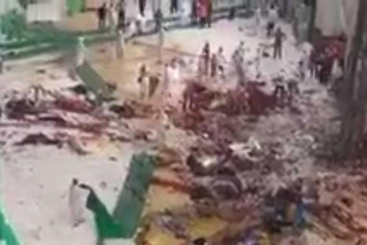 В Саудовской Аравии на святыню ислама упал кран, 62 погибших