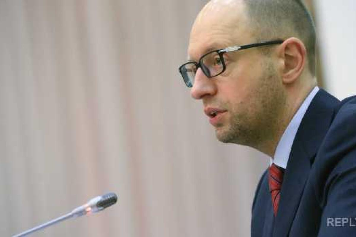 Яценюк: В каждом селе появится свой шериф