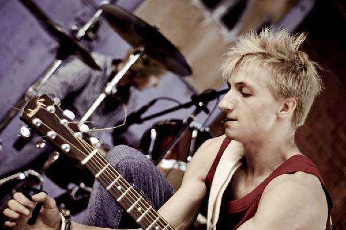 В Москве похитили солиста группы «Нервы» В Москве похитили солиста группы «Нервы»