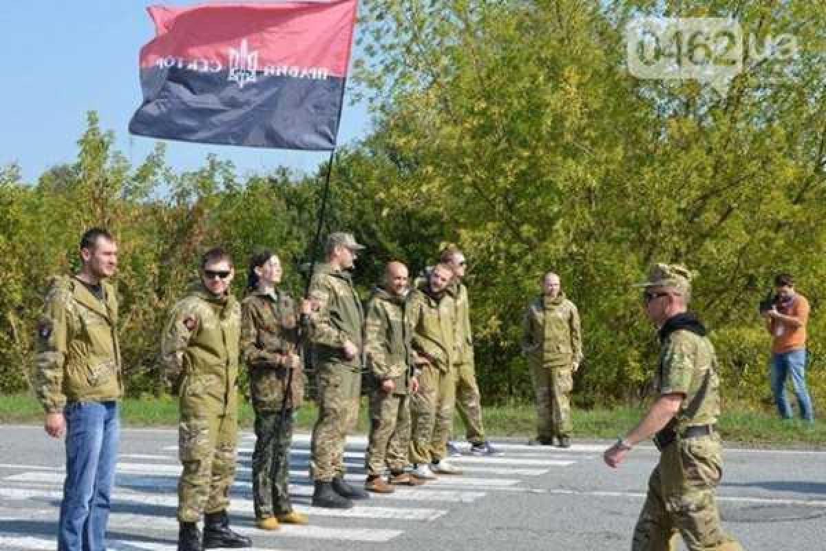 В Черниговской области "Правый сектор" заблокировал границу с РФ В Черниговской области "Правый сектор" заблокировал границу с РФ