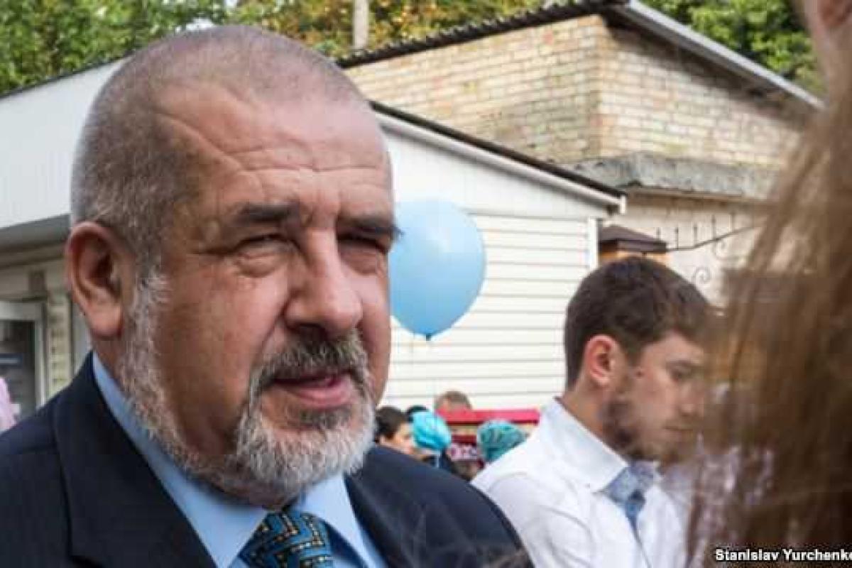 Чубарову и Джемилеву запрещен въезд в Россию на пять лет Чубарову и Джемилеву запрещен въезд в Россию на пять лет