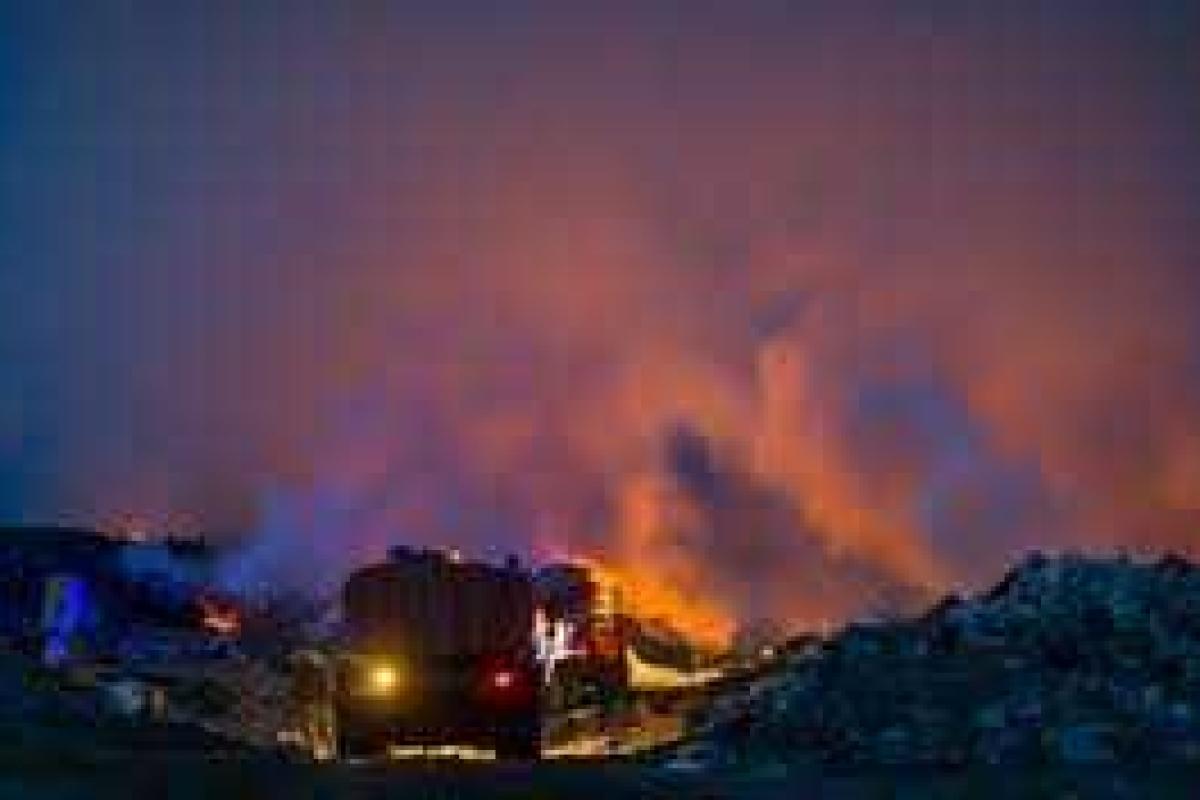 Жителям Волгограда задыхаются: горят ядовитые отходы Жителям Волгограда задыхаются: горят ядовитые отходы