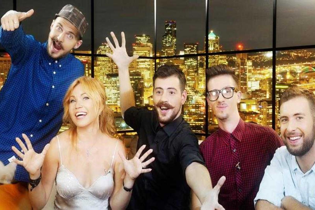 Участник группы "Клей угрюмого" разделся в прямом эфире программы "Lilu 18+". Видео Участник группы "Клей угрюмого" разделся в прямом эфире программы "Lilu 18+". Видео