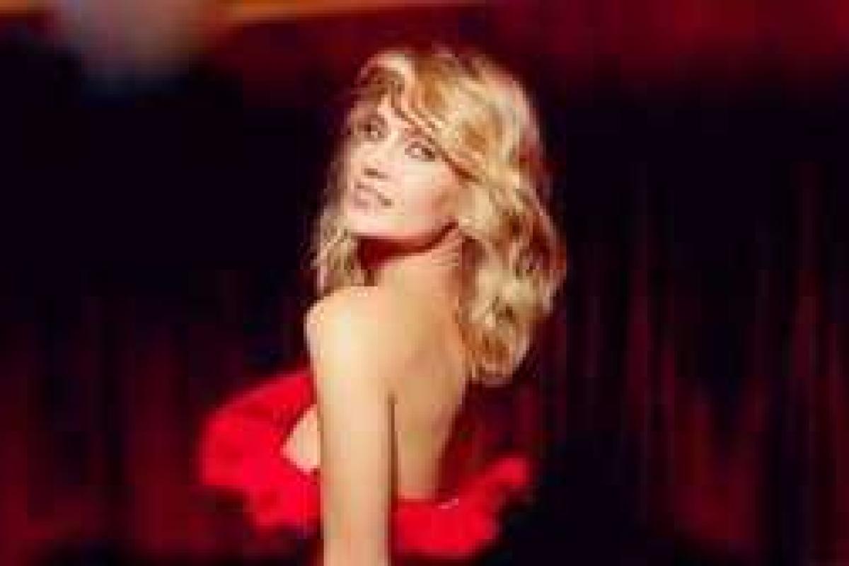 Глюкоза порадовала своих фанатов пикантным фото Глюкоза порадовала своих фанатов пикантным фото